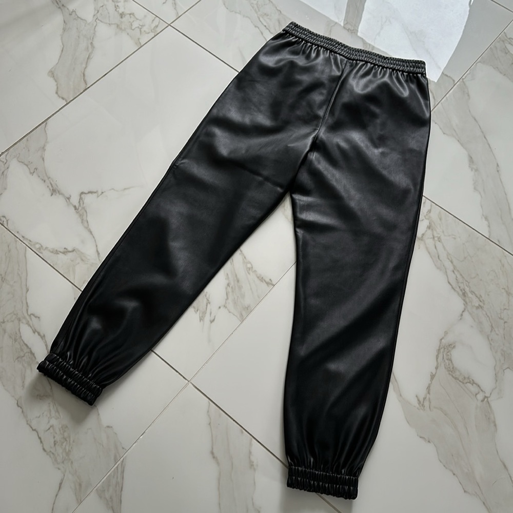 NWOT ZARA faux leather jogger pants black joggers Size small - Picture 3 of 12